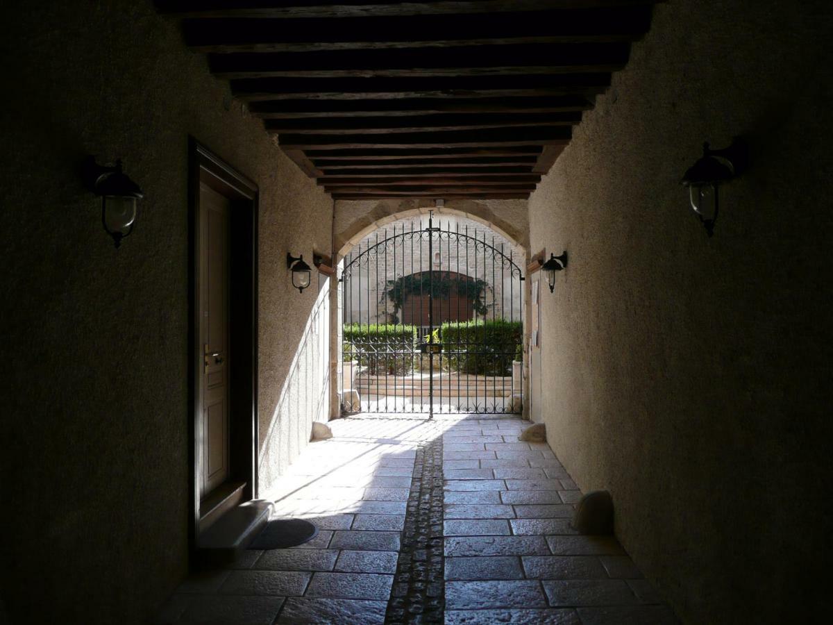 Apartmán Le Grenier Maufoux Beaune  Exteriér fotografie